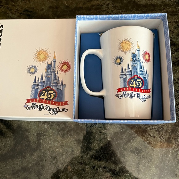 Magic Kingdom Mug - Picture 1 of 2